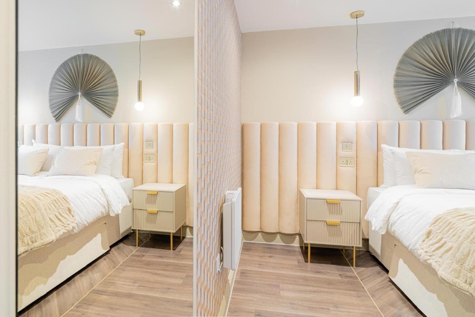 Howfield Hotel Мертир-Тидвилл Экстерьер фото